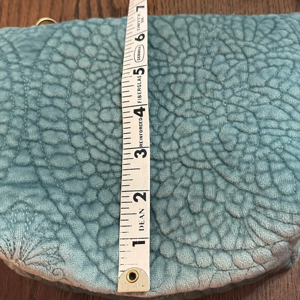 Quilted Teal Pouch 9x 7 - Picture 6 of 8